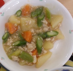 アスパラのそぼろ煮.jpg