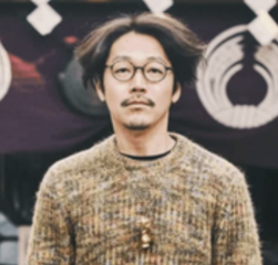 徳谷柿次郎